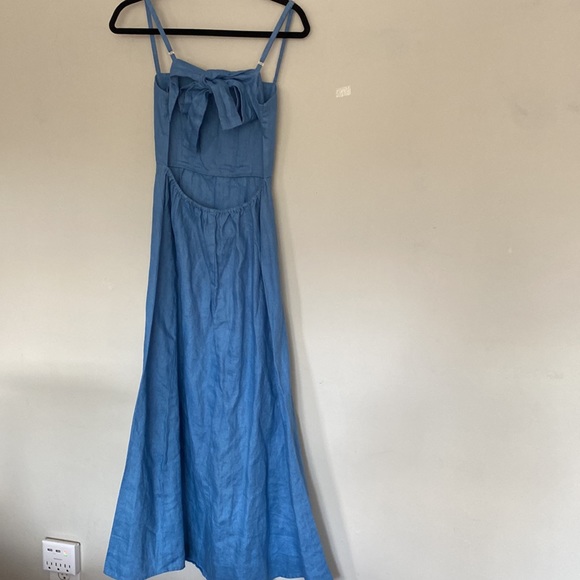 Reformation size 4 dress - Picture 4 of 9